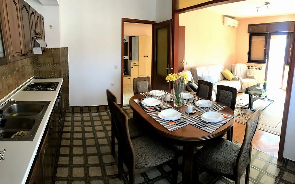 Anka Cozy Apartment Galovac  Croatia